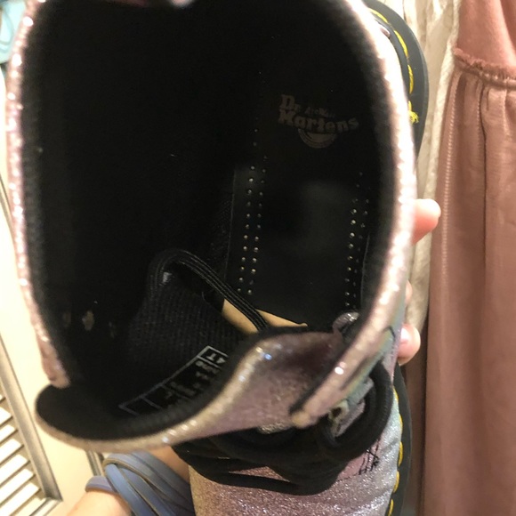 SOLD ✨Rainbow glitter docs! ✨SALE✨ - Picture 9 of 10